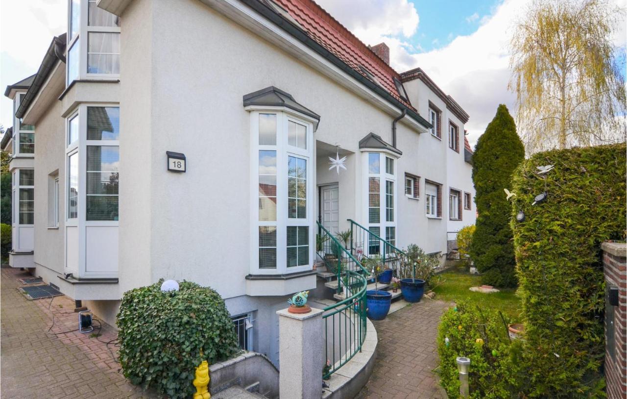 2 Bedroom Lovely Home In Berlijn Buitenkant foto